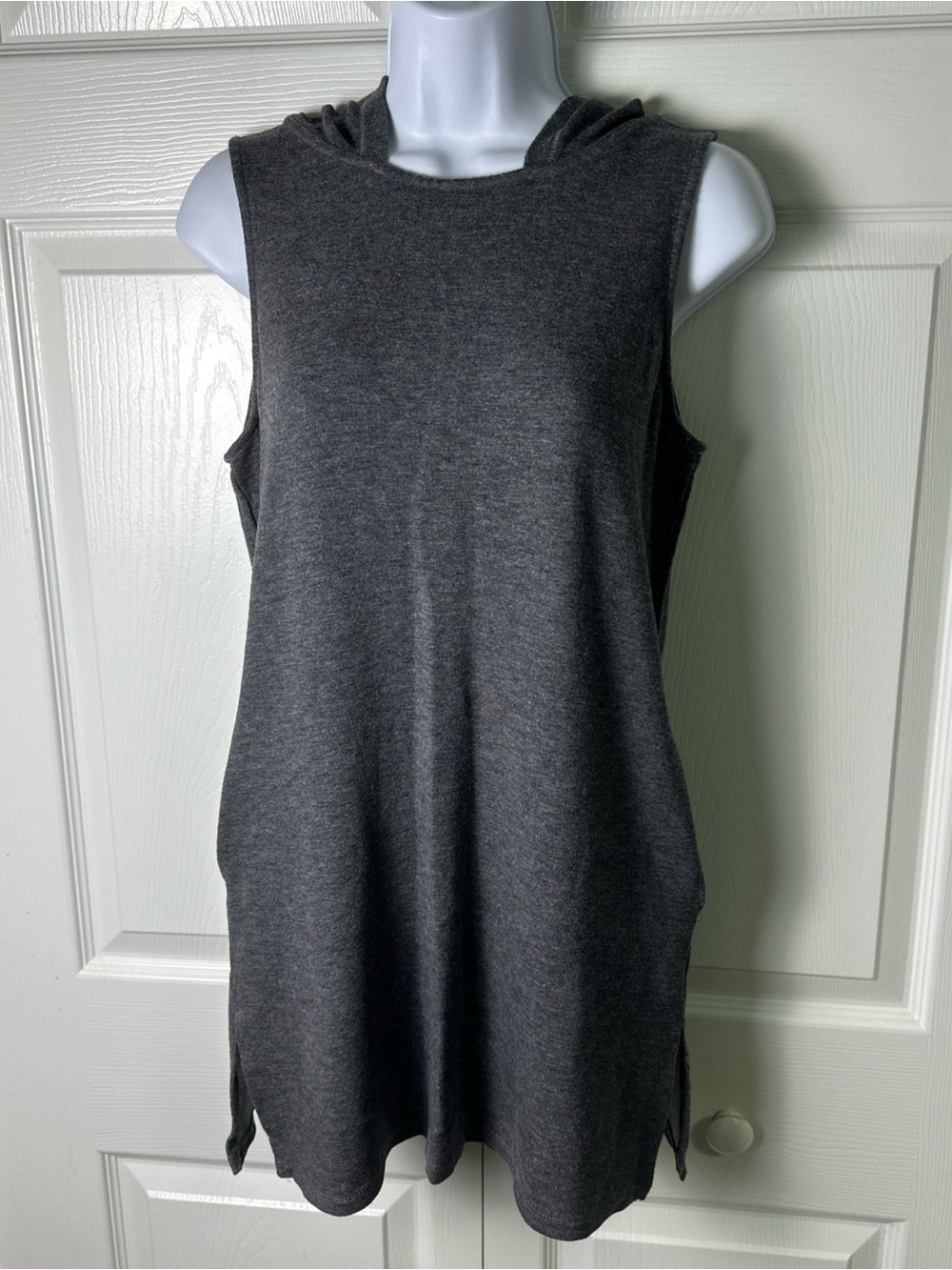 Tresics Cover-Up Charcoal Sleeveless Hooded with Pockets
